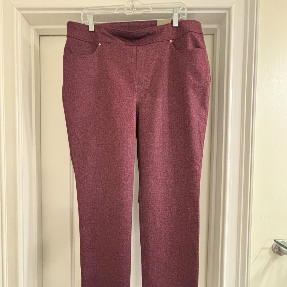 Chico's Ponte Slim Ankle Pant, Sz 2.5 (14). Burgundy. NWT